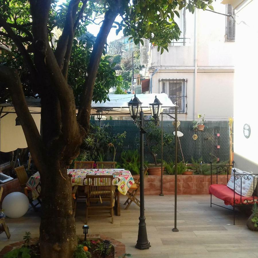 Villa La Clemente Мантон Екстер'єр фото
