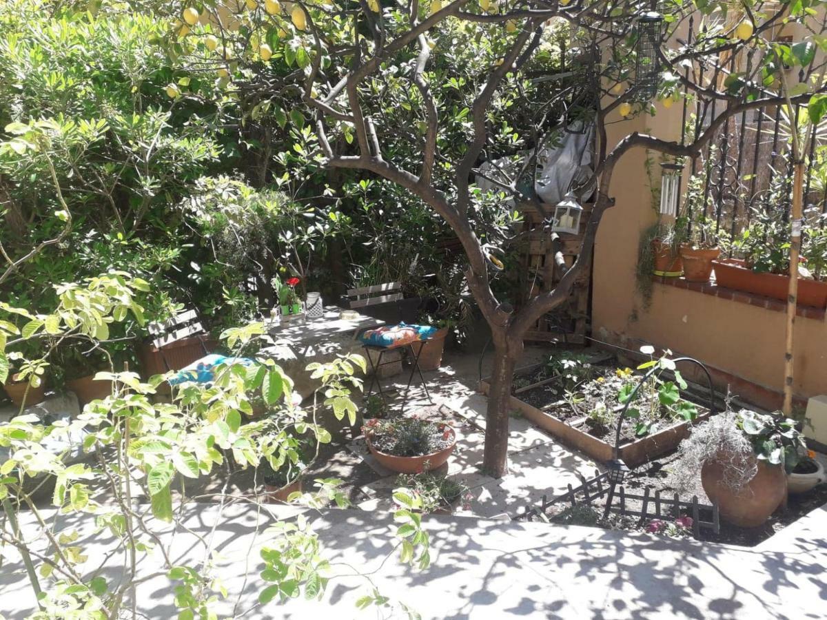 Villa La Clemente Мантон Екстер'єр фото